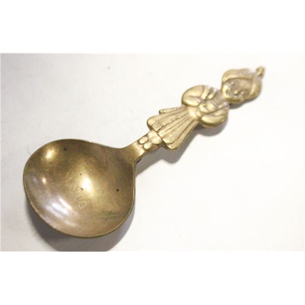 ANTIQUE NABOB COFFEE SPOON-ESTATE