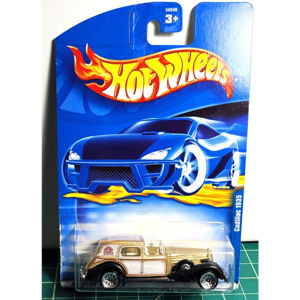 12) FACTORY SEALED HOT WHEELS 1935