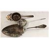 Image 1 : VINTAGE ANTIQUE TEA STRAINERS & PIE SERVER-ESTATE