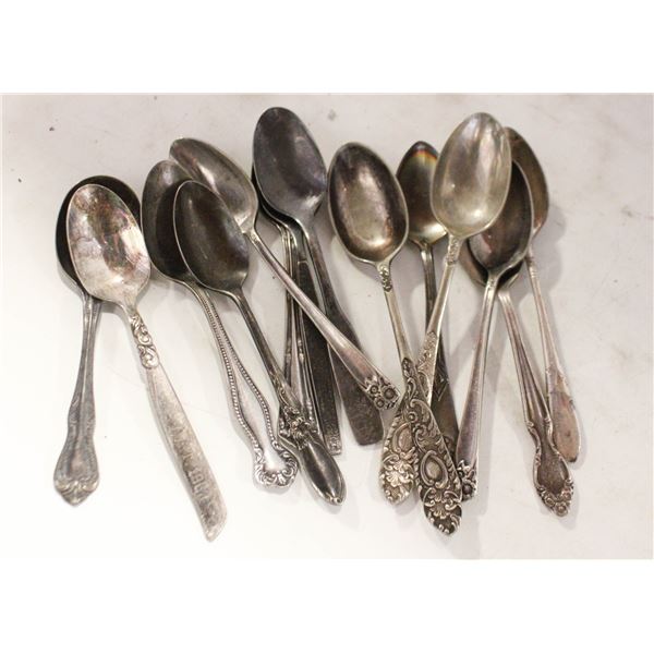 VINTAGE /ANTIQUE TEASPOON COLLECTION-ESTATE