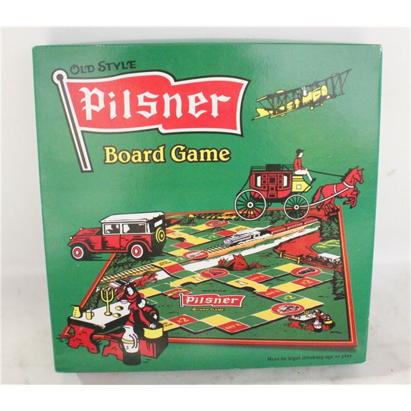 PILSNER OLD STYLE BOARD GAME W/PLAYING