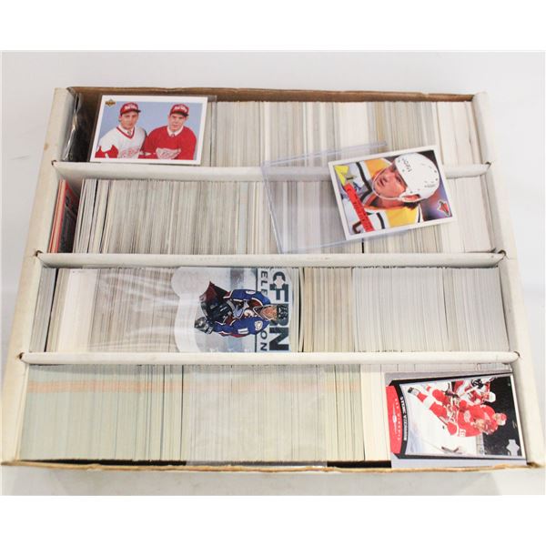 APPROXIMATELY 3000 ASSORTED 1990’S HOCKEY CARDS