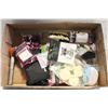 Image 1 : FLAT OF NEW MAKEUP BRUSHES AND PADS ETC