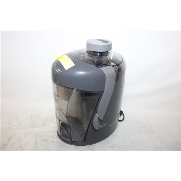 HAMILTON JUICER 67815C