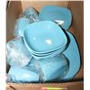 Image 1 : SET 4 BLUE DISH SET
