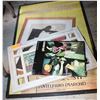 Image 1 : FOUR ASSORTED WALL DECOR