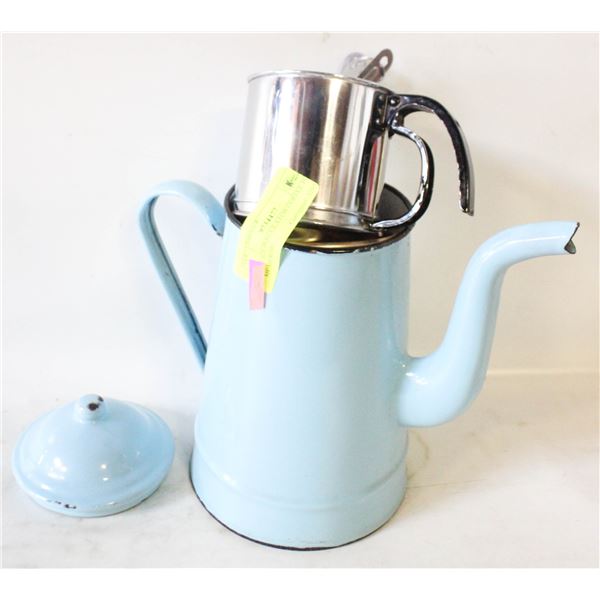 VINTAGE PERCULATOR COFFEE POT, MEASURING