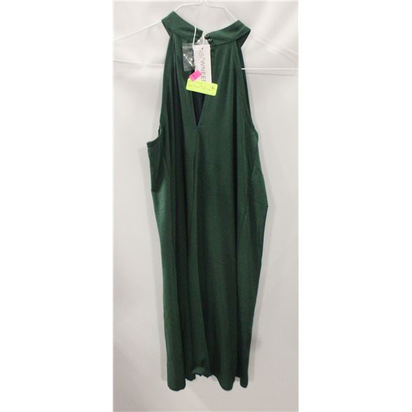 NEW- WOMEN’S GREEN DRESS L