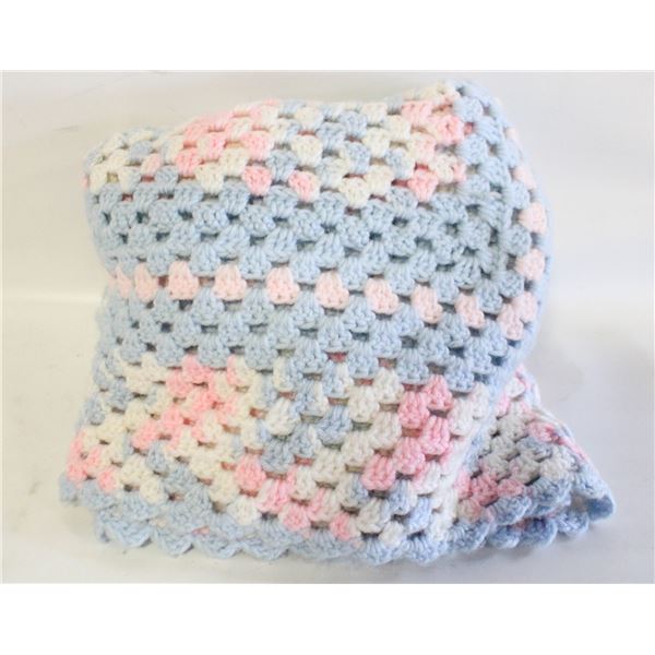 VINTAGE KNIT BABY BLANKET- 42 X 36