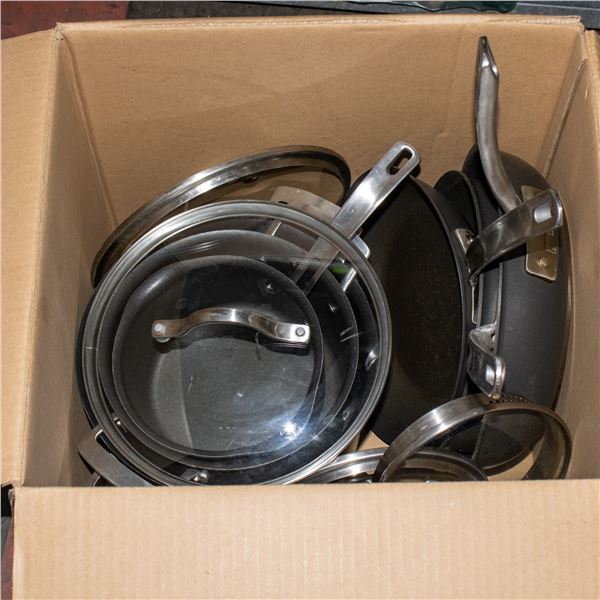 KIRKLAND SIGNATURE 10 PIECE COOKWARE SET WITH LIDS