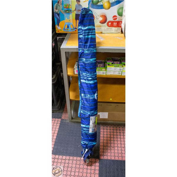 TOMMY BAHAMA BEACH UMBRELLA - DIAMETER OF 7.5 FT