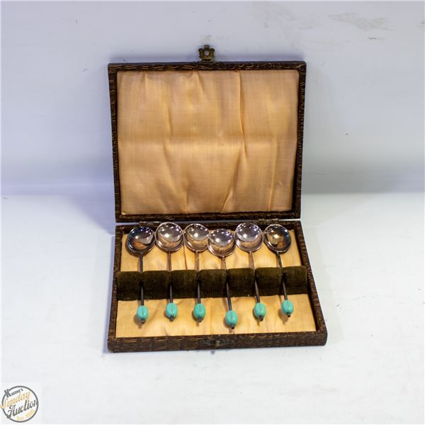 VINTAGE BOX TURQUOISE COFFEE BEAN TEA SPOONS