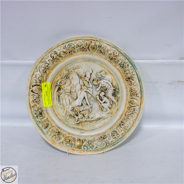 VINTAGE ITALIAN DECORATIVE RAISED PLATE GREEK STYL