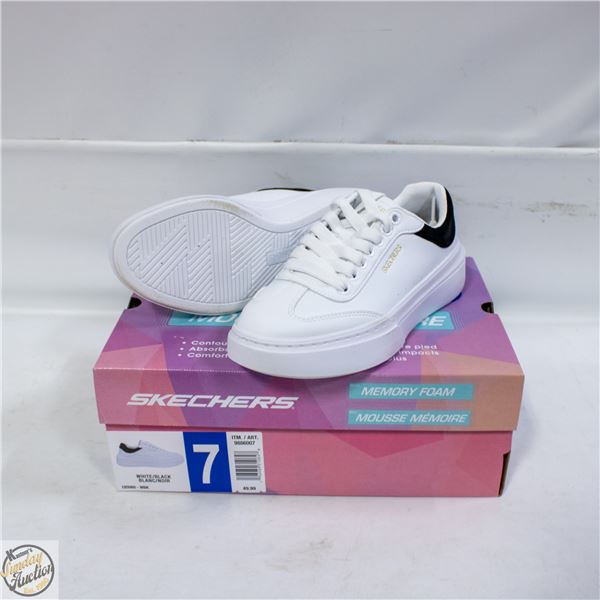 SKECHERS WOMENS SIZE 7 WALKING SHOES - WHITE WITH