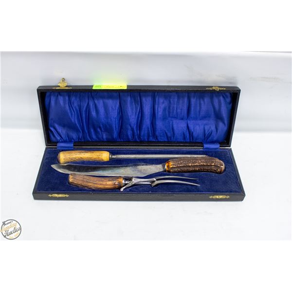 VINTAGE SHEFFIELD CARVING SET