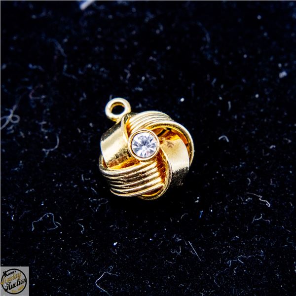 ARTIFICIAL LOVE KNOT PENDANT