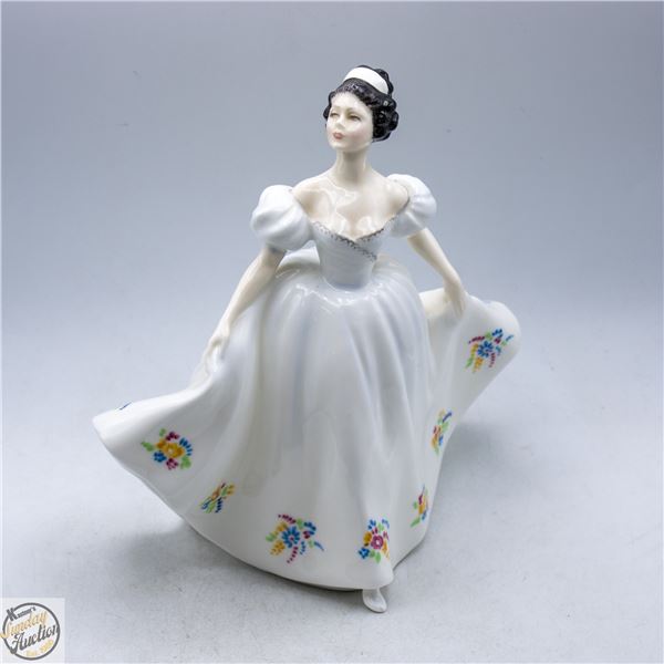 ROYAL DOULTON FIGURINE HN 2789