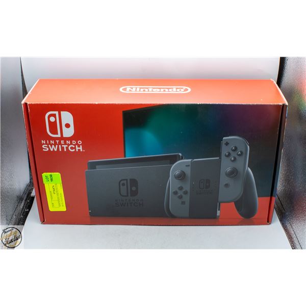 NINTENDO SWITCH COMPLETE IN BOX (TESTED) USED