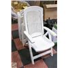 Image 1 : 4 PATIO CHAIRS FOLDING/RECLINING BACKS