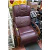 Image 1 : FAUX LEATHER RECLINER