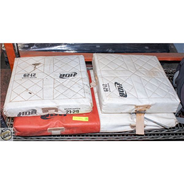 BUNDLE OF BASEBALL BASES