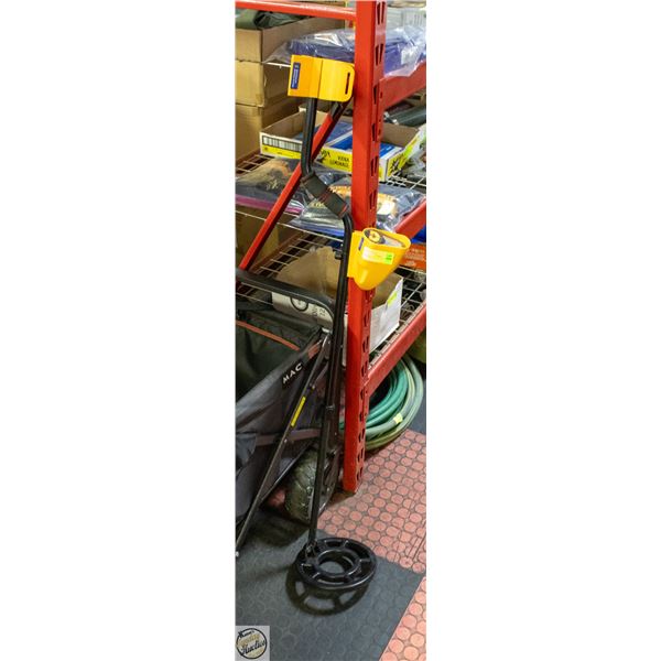 POWERFIST METAL DETECTOR