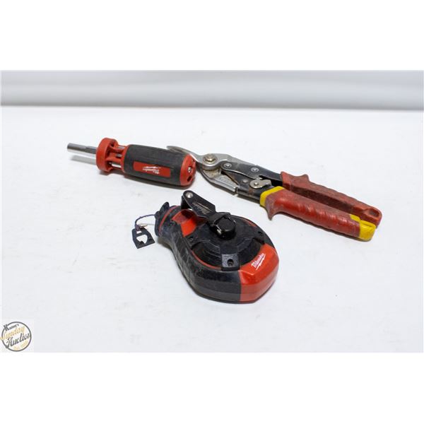 MILWAUKEE MULTI BIT SCREWDRIVER WITH
