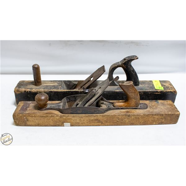 2 VINTAGE WOOD PLANERS