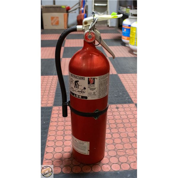 FULLY CHARGED 10 LB FIRE EXTINGUISHER