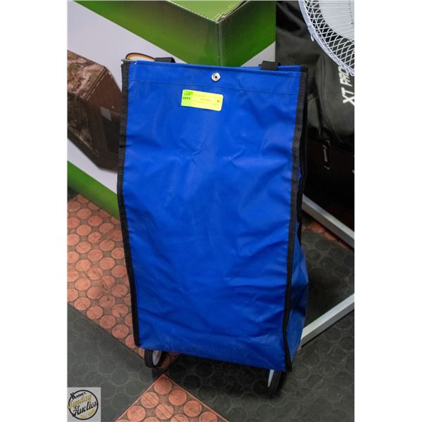 ESTATE VINTAGE COLLAPSIBLE ROLLING