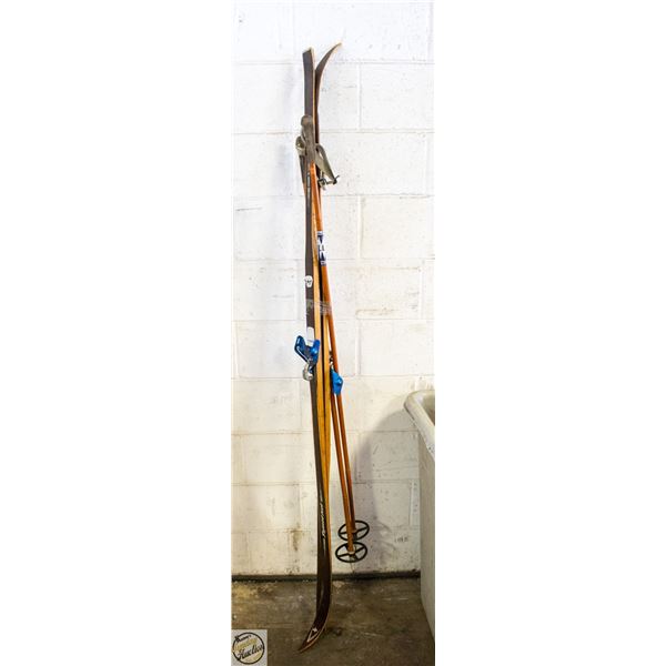 ROTTEFELLA SKIS MADE IN NORWAY POLES
