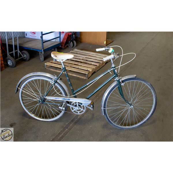 UNCLAIMED EATONS VINTAGE ROAD KING BIKE