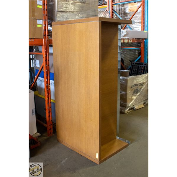 MADE IN CANADA REGISTERED TRADEMARK 1976 WOOD DESK