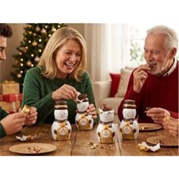 6 Ferrero Rocher 90g Chocolate Snowmen