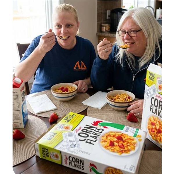Lot of 2 - Kellogg's Corn Flakes 600g Cereal Boxes