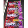Image 2 : Twizzlers Wild Berry Twists, 5 Packs x 400g