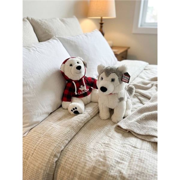 Stuffed Canada Bear and Husky Plush Toys