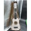 Image 5 : 21-Inch White Acoustic Guitar for Children