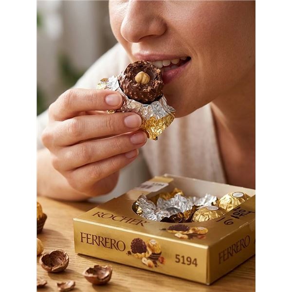 Ferrero Rocher Chocolates, Pack of 16