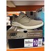 Image 2 : Skechers Men's Tan Sneakers Size 10