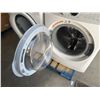 Image 4 : Electrolux LuxCare Front Load Washer