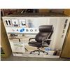 Image 2 : La-Z-Boy Executive Office Chair