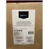 Image 2 : AmazonBasics Velvet Hangers, 100-Pack