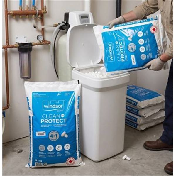 2 Windsor Clean and Protect Salt Pellets 18.1