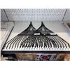 Image 3 : LOT OF 2 Metal Leaf Rake Heads