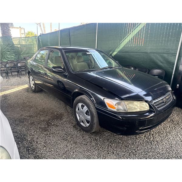 TOYOTA CAMRY 2000 SALV/T