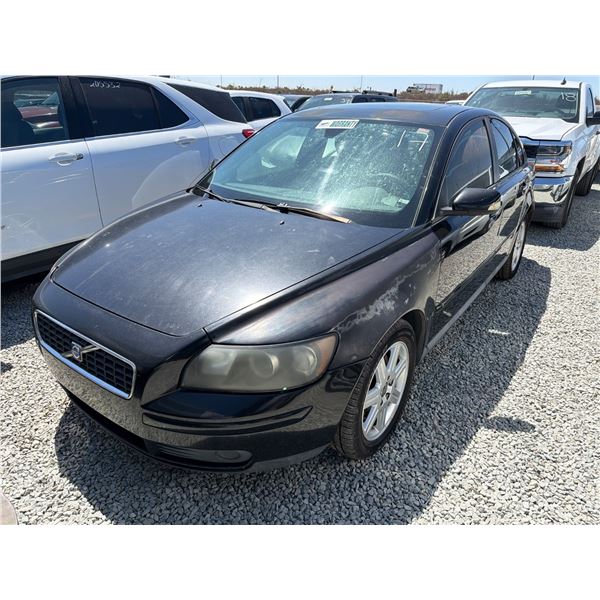 VOLVO S40 2004 T