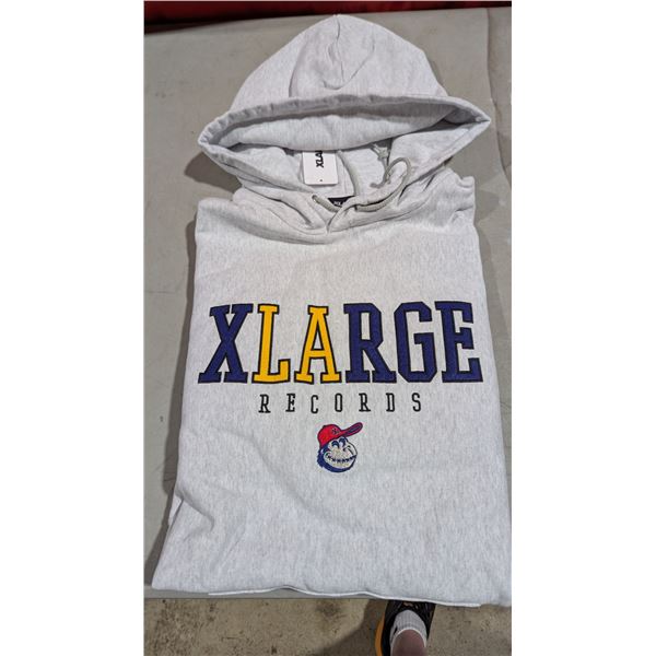 NWT - XLarge Clothing - Souvenir Hoodie - Size L