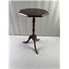Image 1 : Side Table