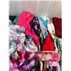 Image 3 : Shawls and Scarf's